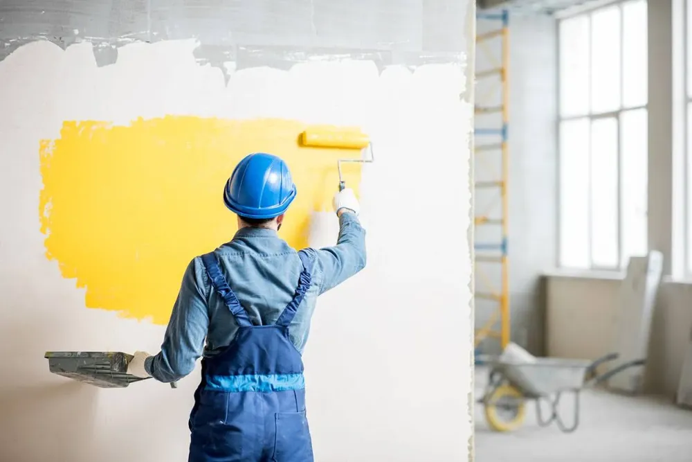 Peinture, papier peint et lambris autour d'Ussel